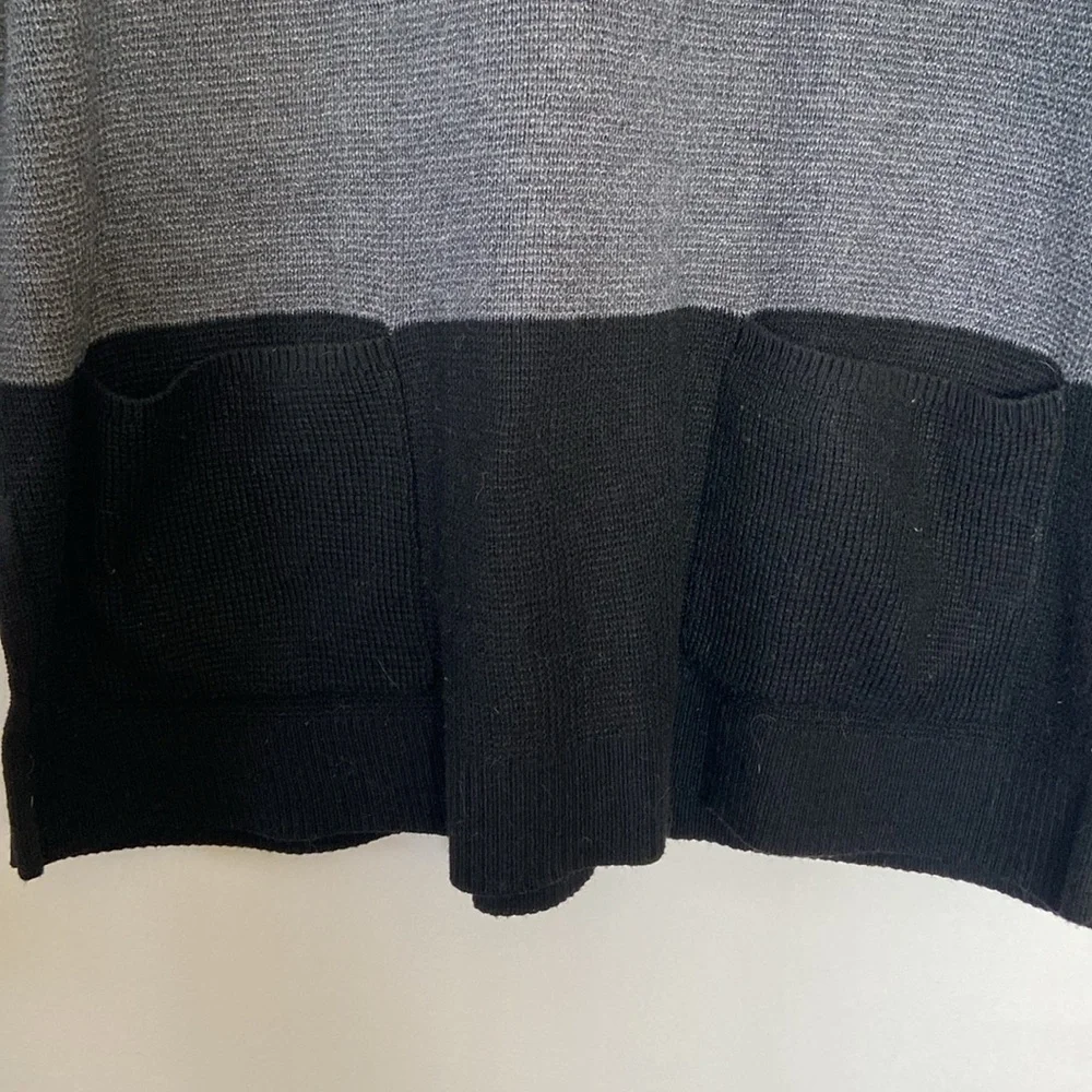 Color-Block Tunic Sweater - Picture 2 of 4